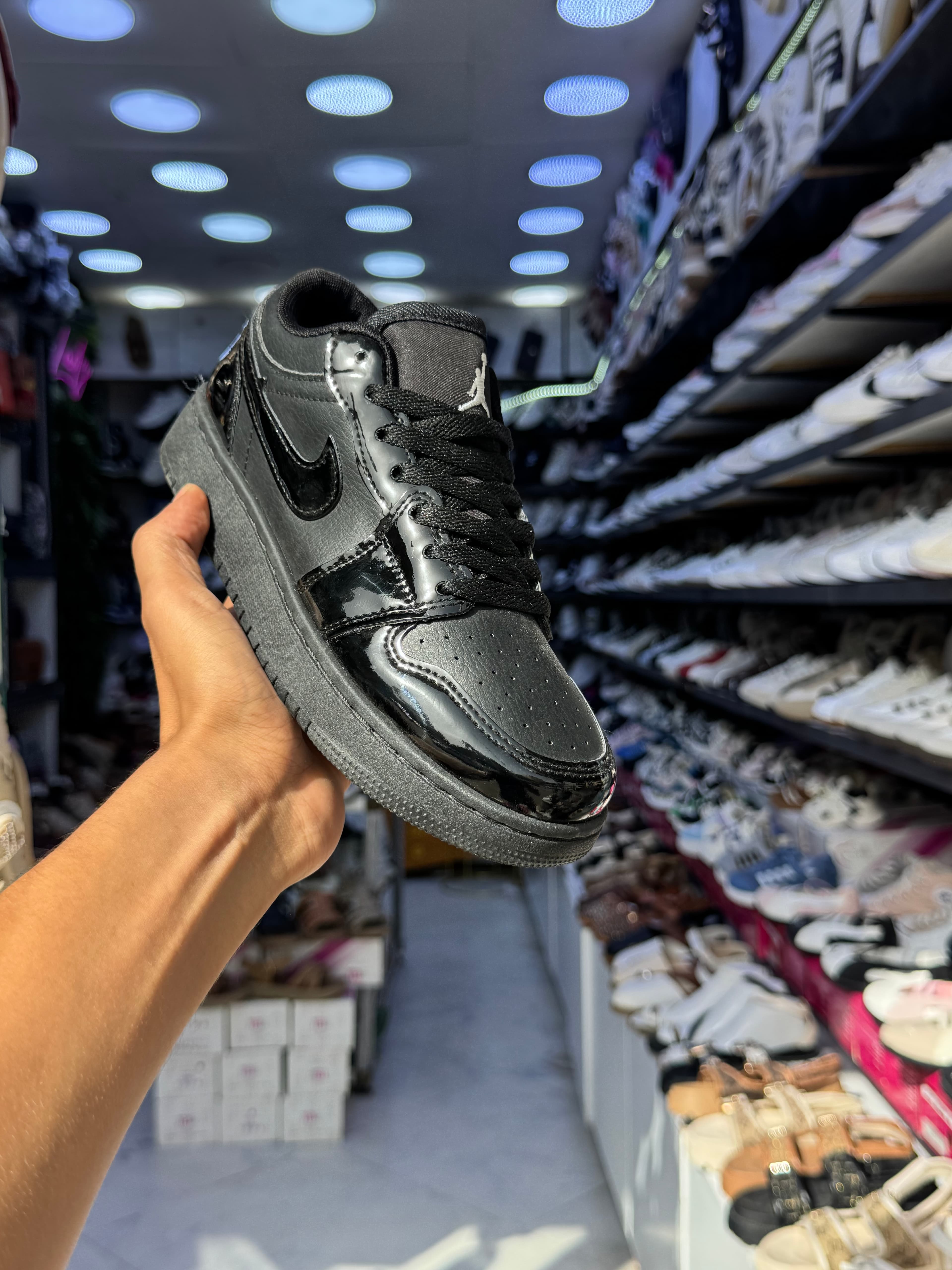 Nike Air Jordan 1 Low — All Black