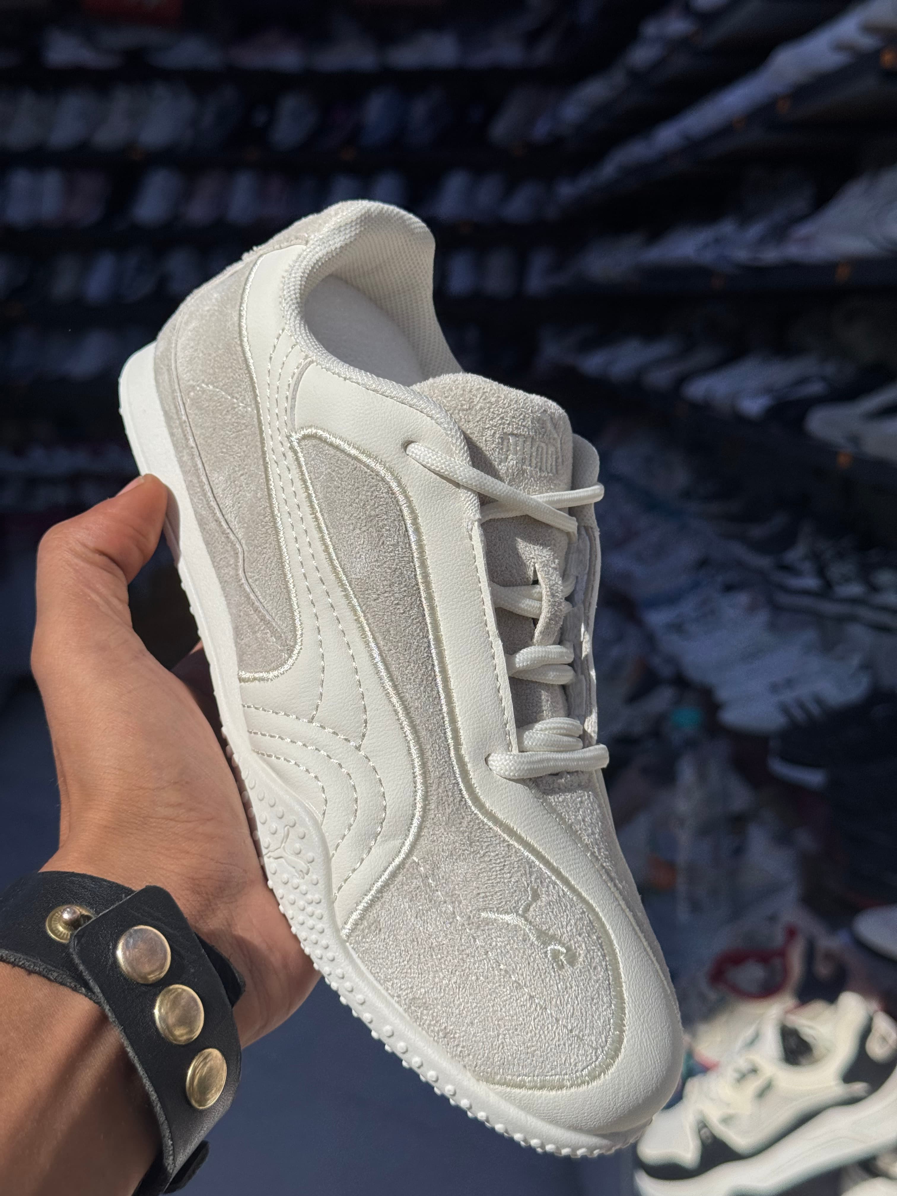 The new speedcat — Beige